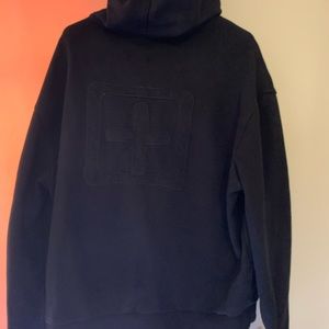 K subi sweater